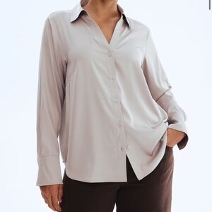 H&M Soft Light Gray V-Neck Button Front Blouse